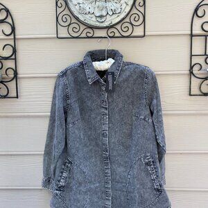 Vintage-Style Washed Denim Shirt w/ Pockets